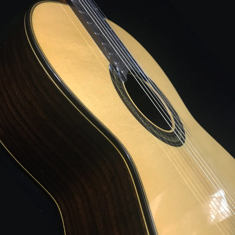 Traditional Gloss All Solid  G - Classical Guitar Nylon 评论和价格